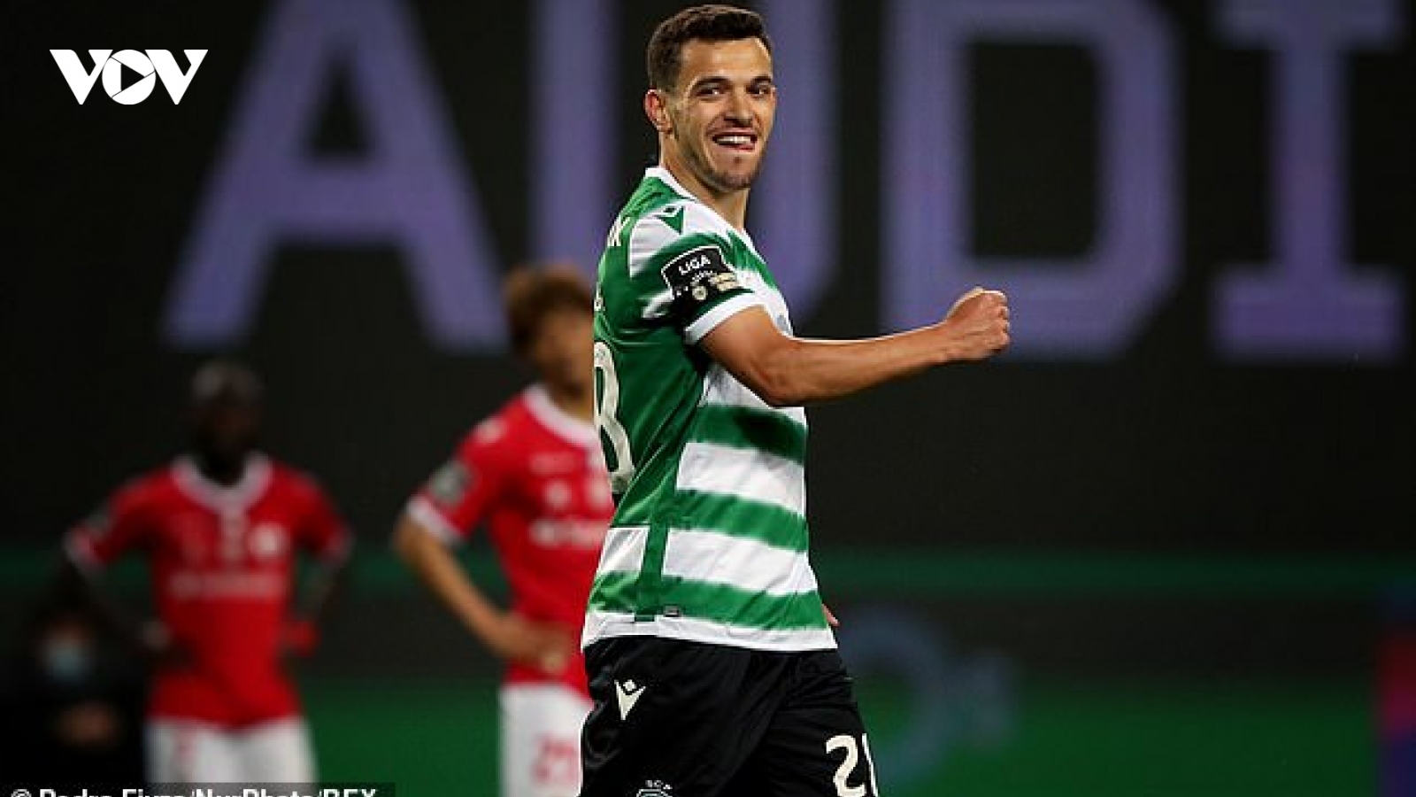 Gặp khó vụ Sancho, MU quyết tâm chiêu mộ "Bruno Fernandes mới"