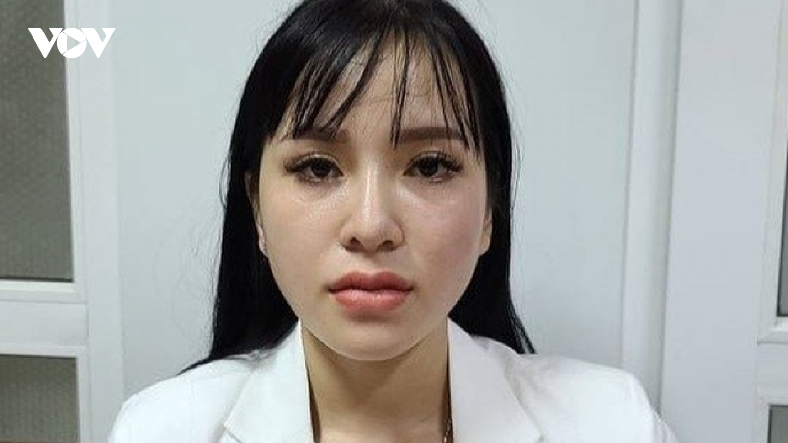 Hot girl tiệm spa cầm đầu đường dây mua bán ma túy