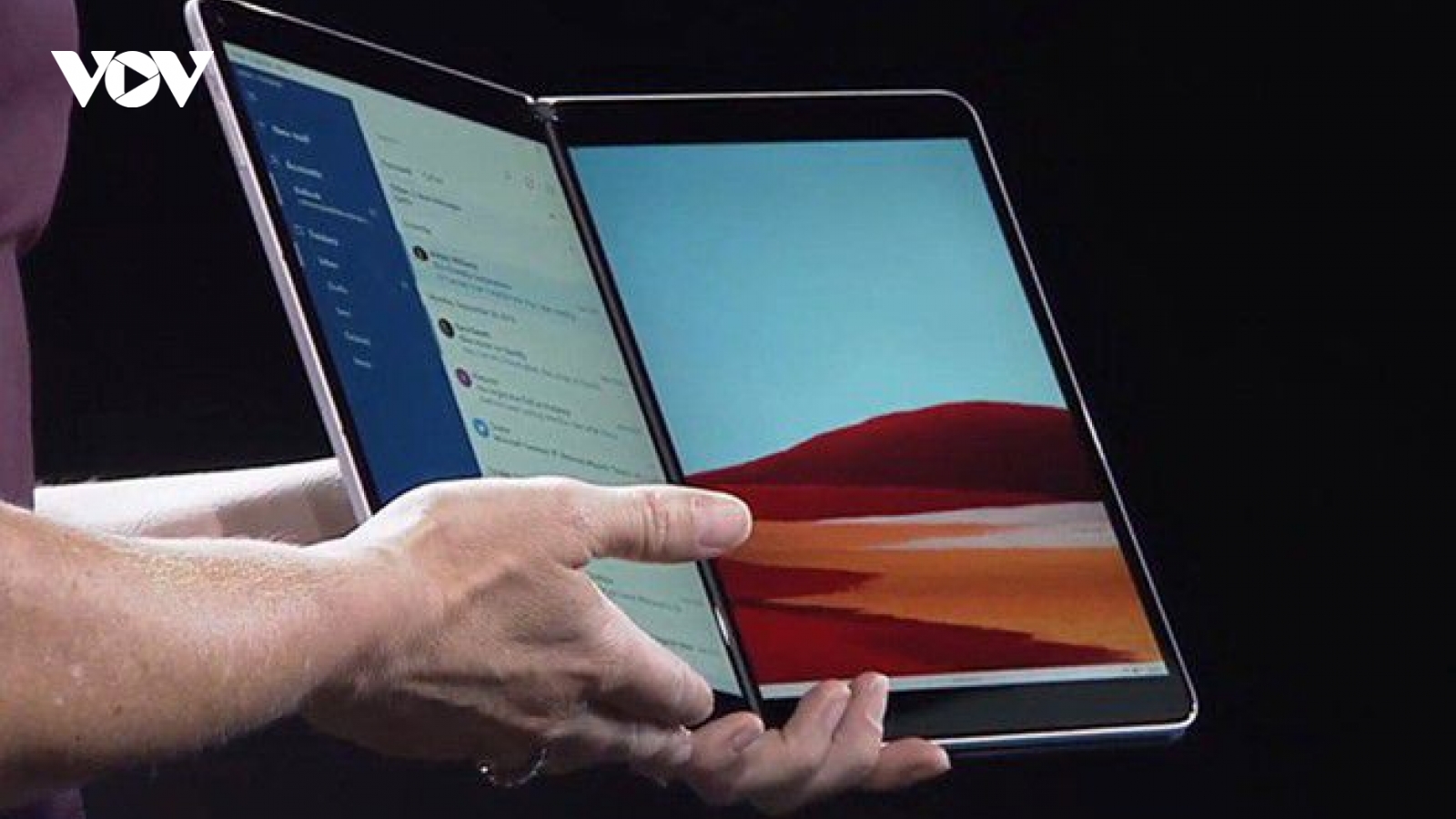 Windows 10X tiếp tục bị trì hoãn