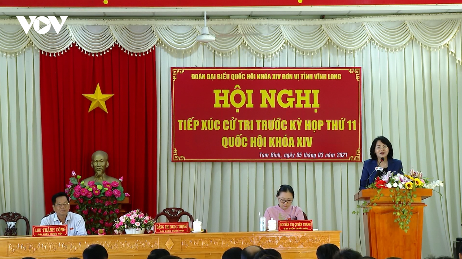 Phó Chủ tịch nước Đặng Thị Ngọc Thịnh tiếp xúc cử tri tỉnh Vĩnh Long