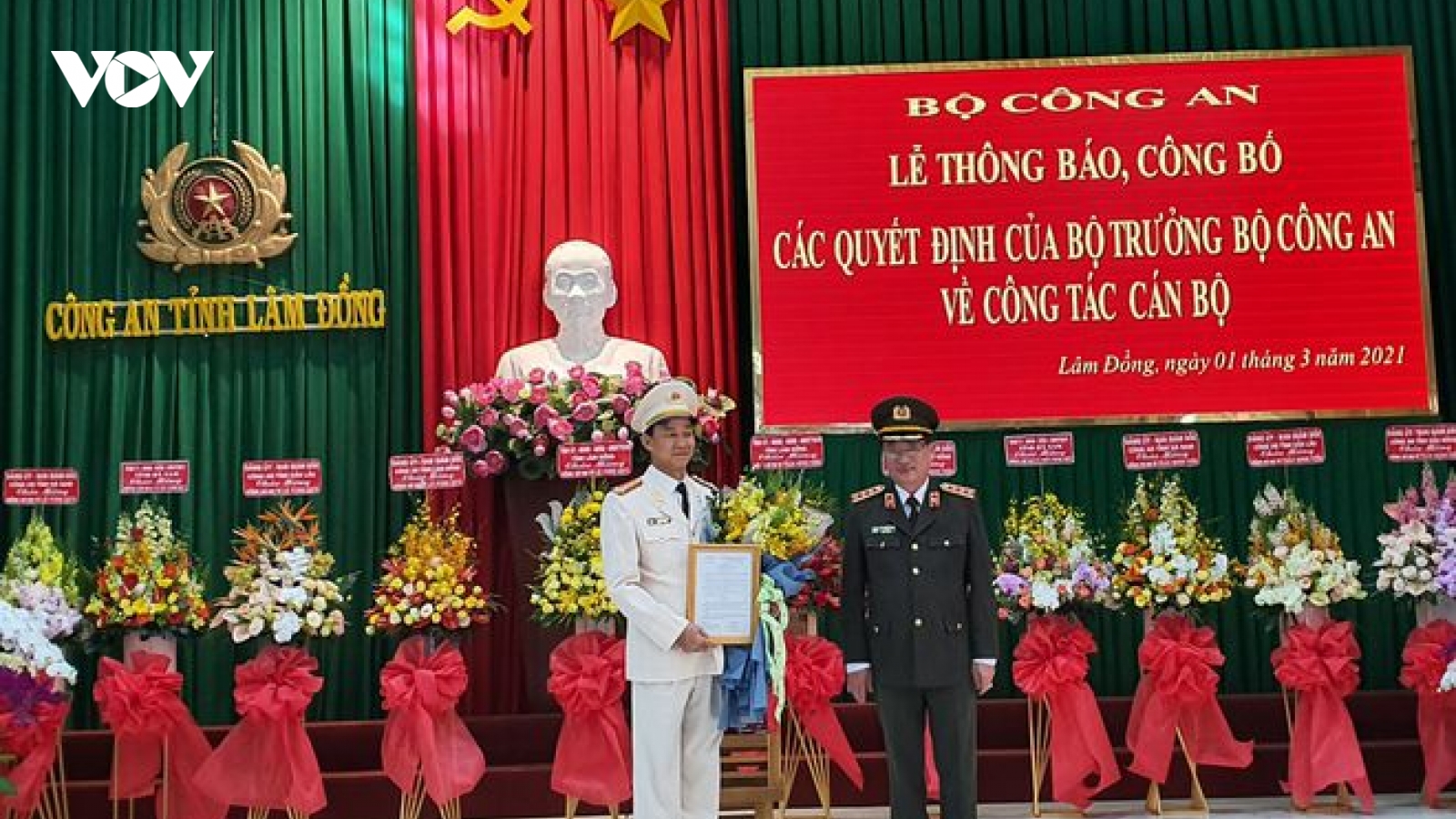 Bộ trưởng Công an điều động, bổ nhiệm lãnh đạo công an hai tỉnh