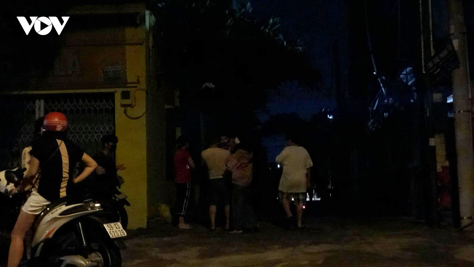 Bãi giữ xe của Cảnh sát  giao thông TP Thủ Đức cháy giữa đêm