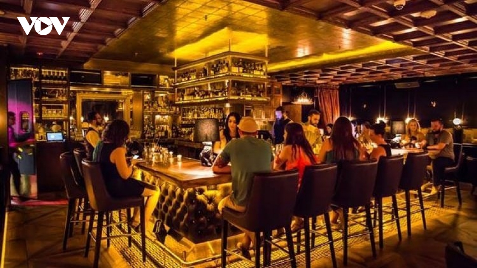 TP HCM cho phép mở lại các hoạt động kinh doanh, trừ vũ trường, karaoke, quán bar