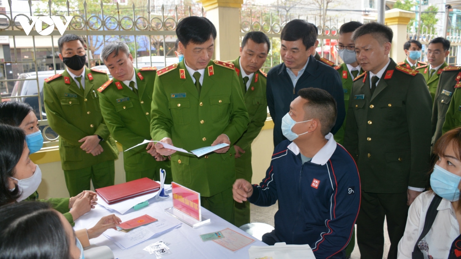 Bộ Công an kiểm tra việc cấp căn cước công dân gắn chip điện tử tại 6 tỉnh, thành phố