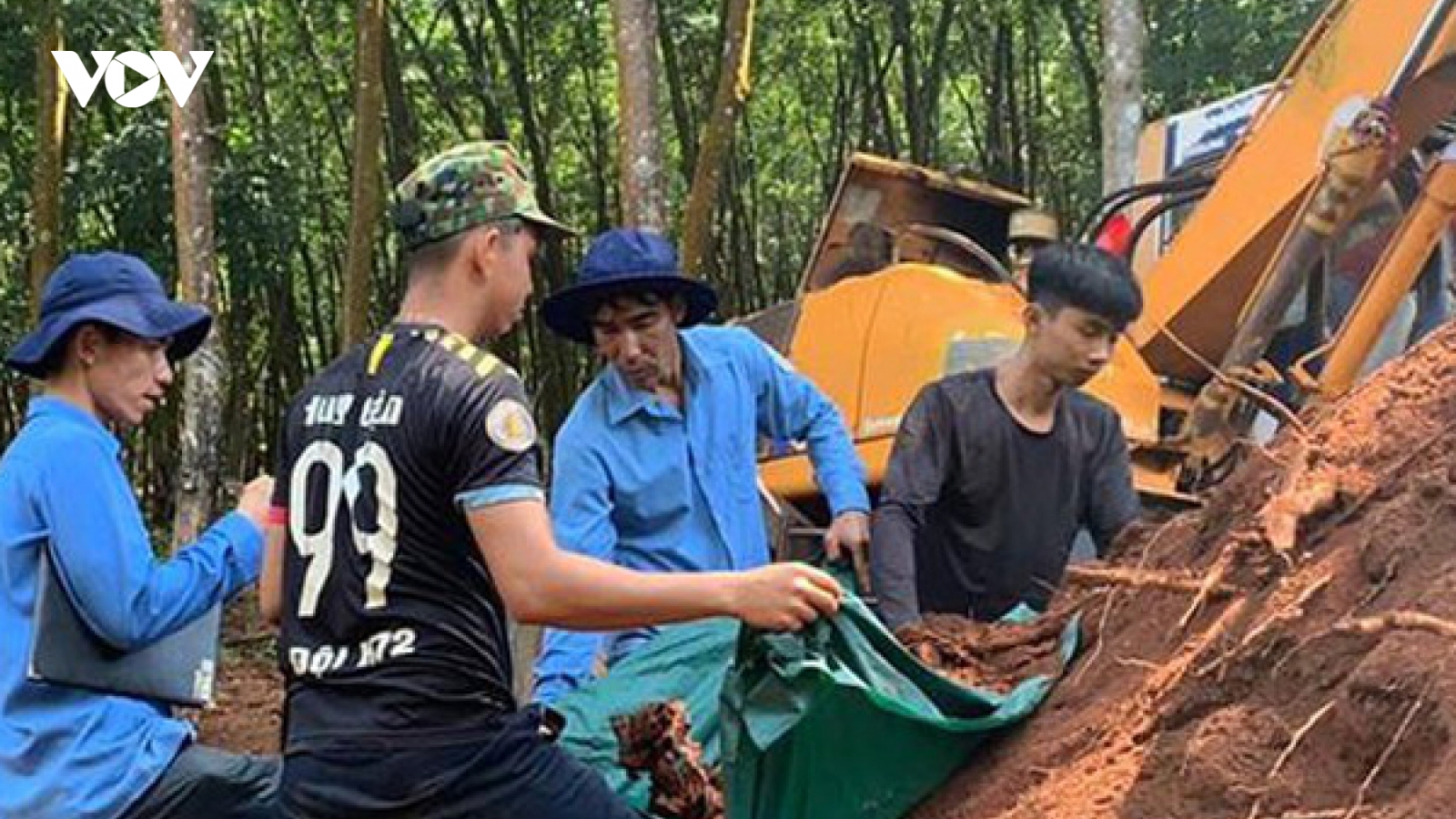Phát hiện 3 hài cốt liệt sĩ với nhiều di vật tại Bình Phước