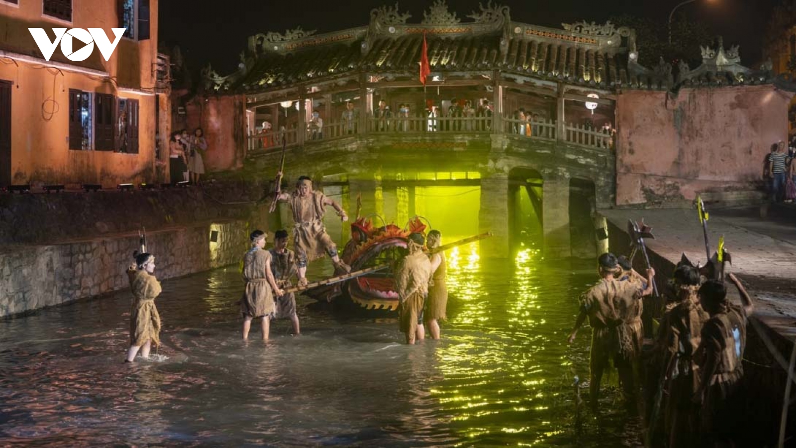 Hoi An launches new art performance to attract tourists 