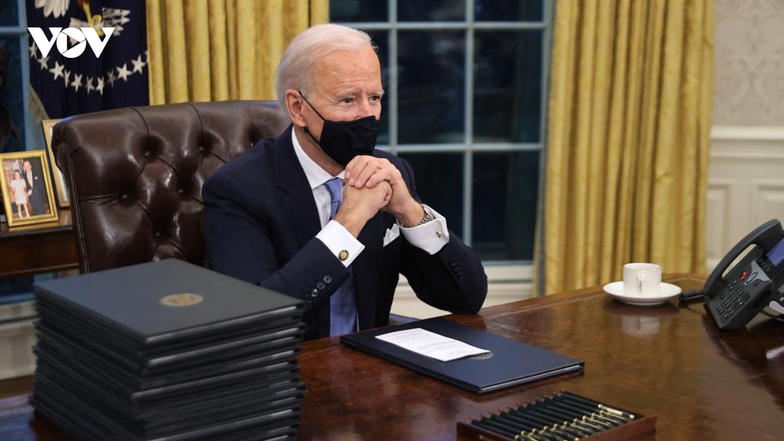 Tổng thống Joe Biden hoan nghênh Thượng viện thông qua dự luật cứu trợ