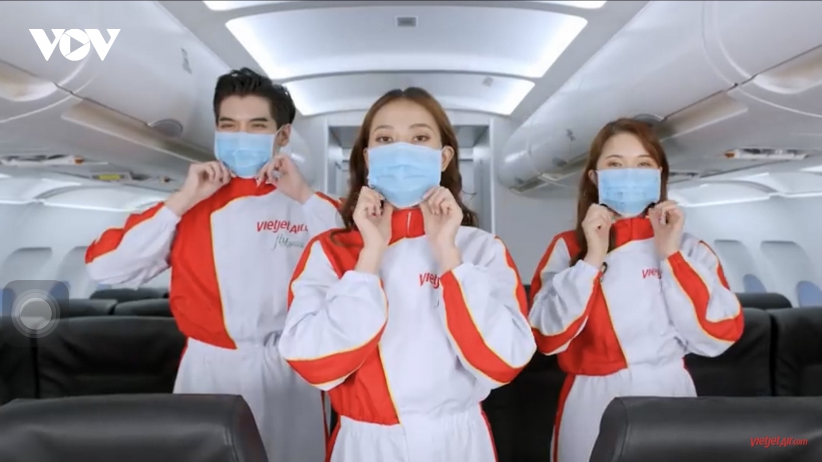 "Hộ chiếu vaccine" - doanh nghiệp du lịch, hàng không cùng bàn giải pháp