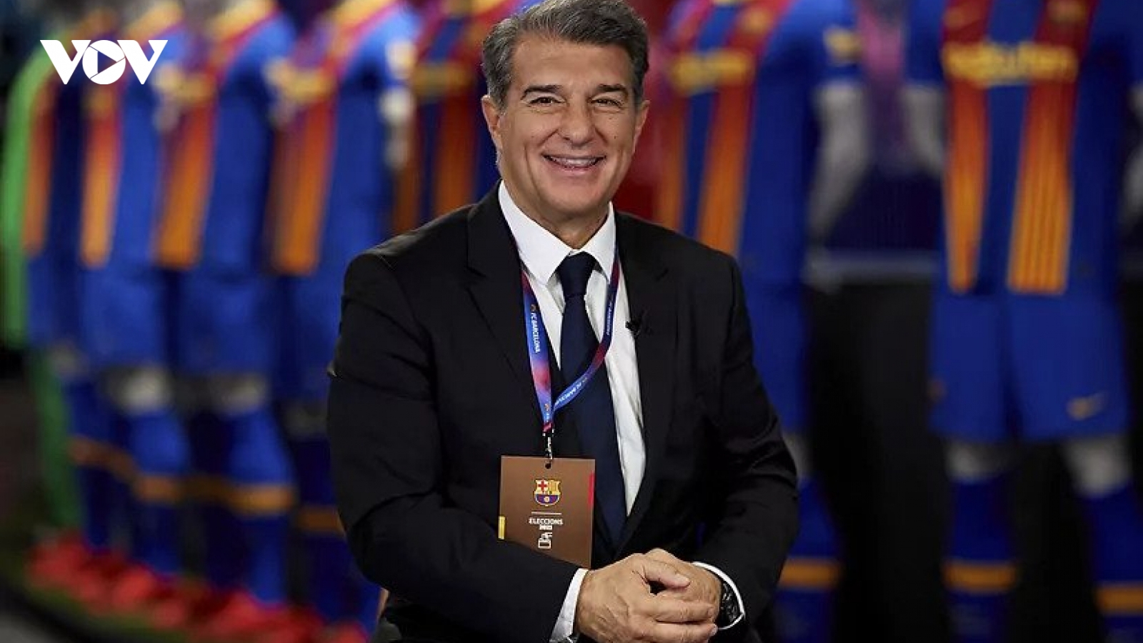 Tái đắc cử Chủ tịch Barca, Joan Laporta quyết tâm giữ chân Messi