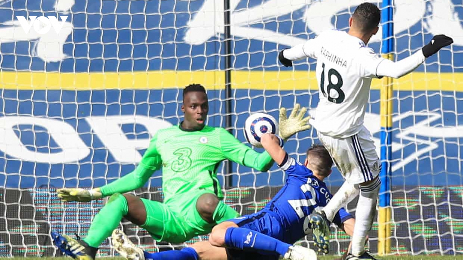 Bị Leeds cầm chân, Chelsea có nguy cơ mất vị trí top 4 Premier League