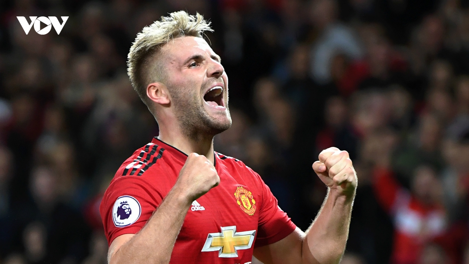 Luke Shaw sắp được trọng thưởng vì thi đấu thăng hoa