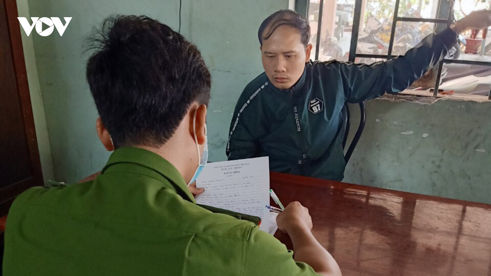 Kẻ cướp vé số của người mù ở Bình Dương bị bắt
