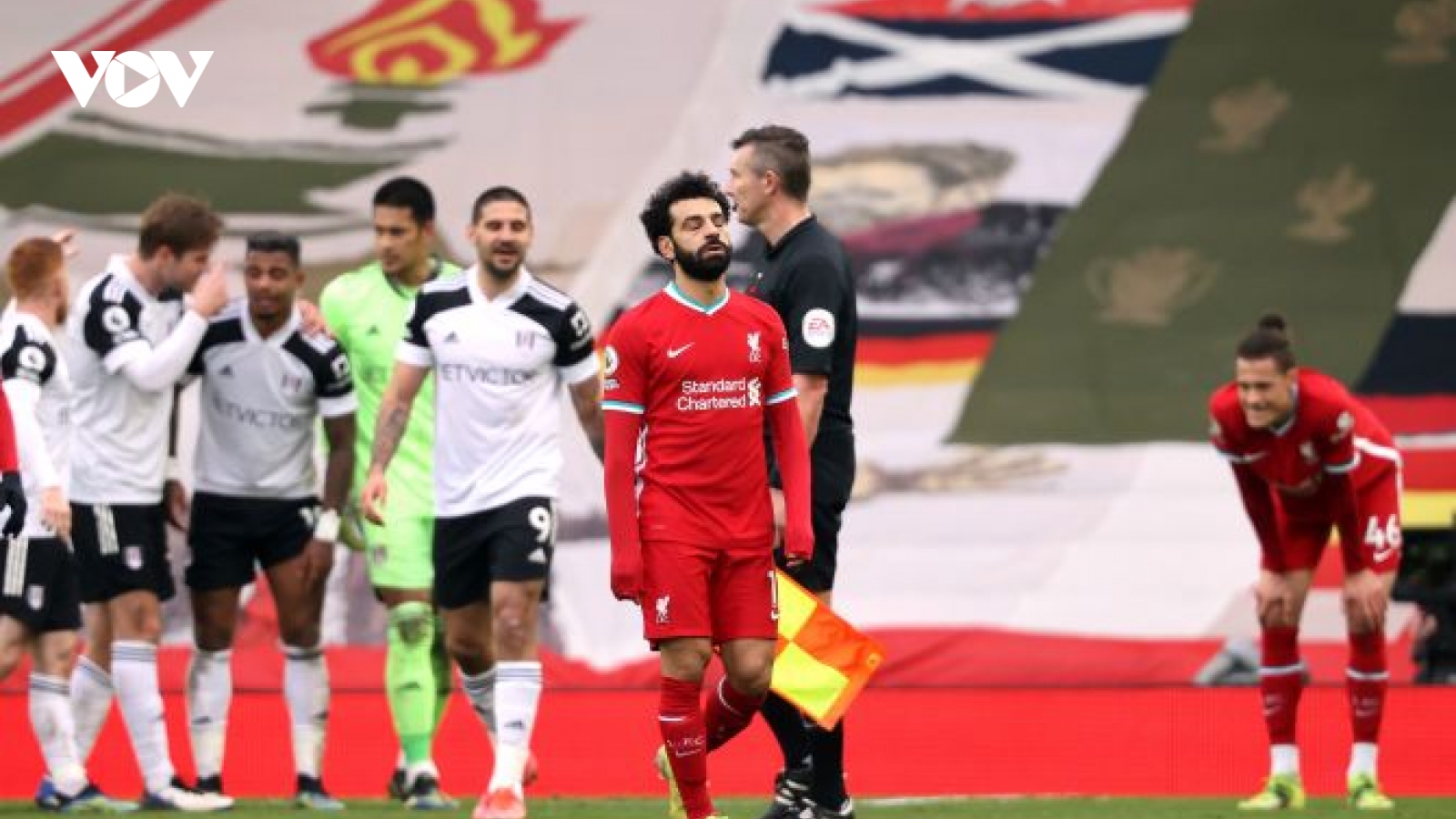 "Liverpool nên bán Salah để tái thiết đội bóng"