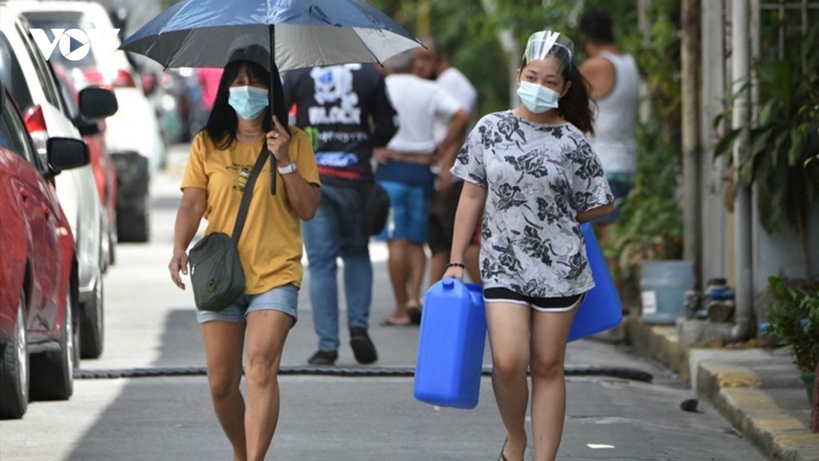 Philippines thành điểm nóng Covid-19 ở châu Á, WHO trấn an về sự an toàn của vaccine