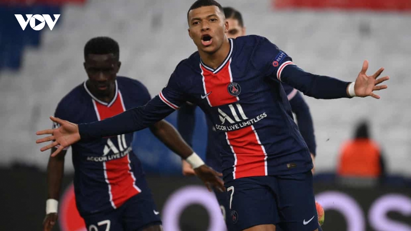 Mbappe phá kỷ lục của Messi ở Champions League
