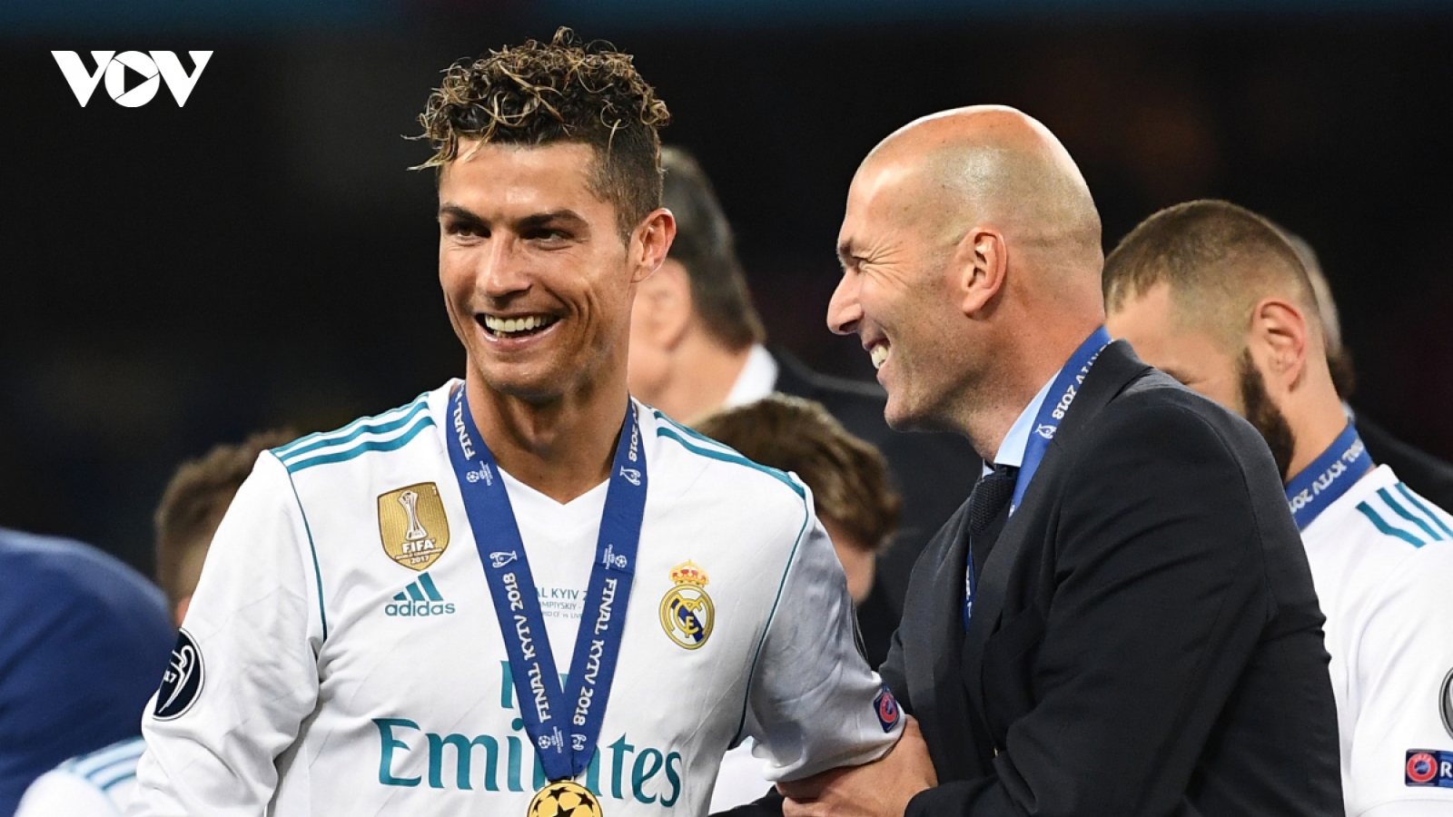 Zidane nói lời đường mật trước khả năng Ronaldo trở lại Real Madrid