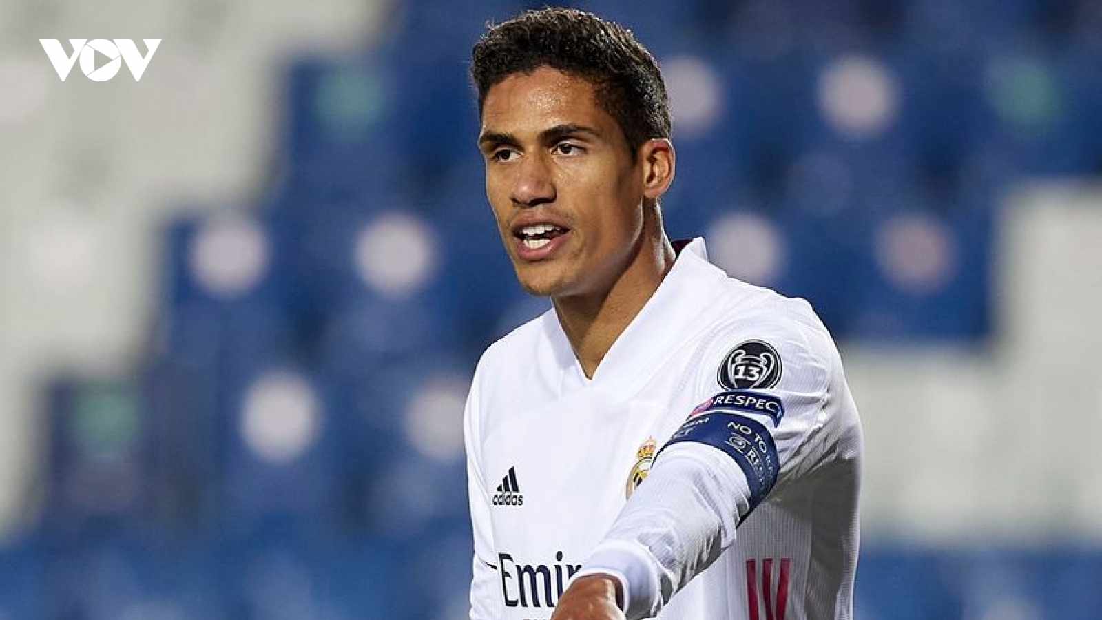 MU rộng cửa chiêu mộ Raphael Varane