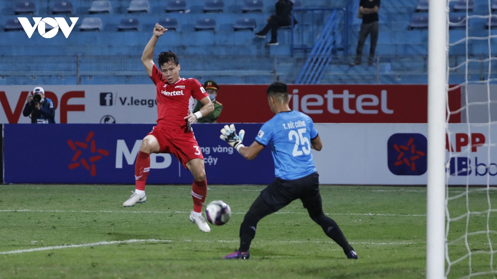 Top 5 bàn thắng đẹp nhất vòng 3 V-League 2021