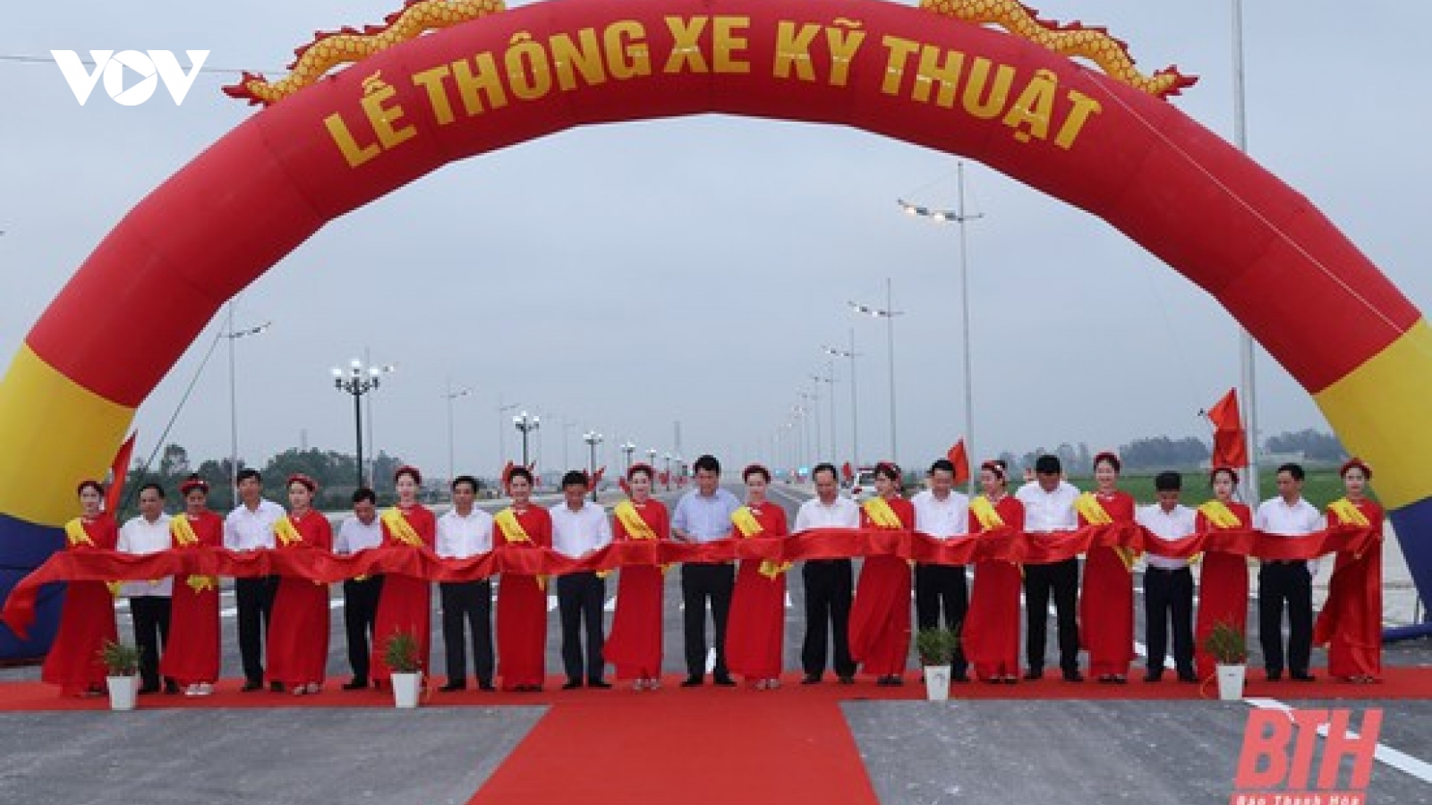 Thanh Hoá thông xe kỹ thuật dự án đường nối Sầm Sơn với Khu kinh tế Nghi Sơn