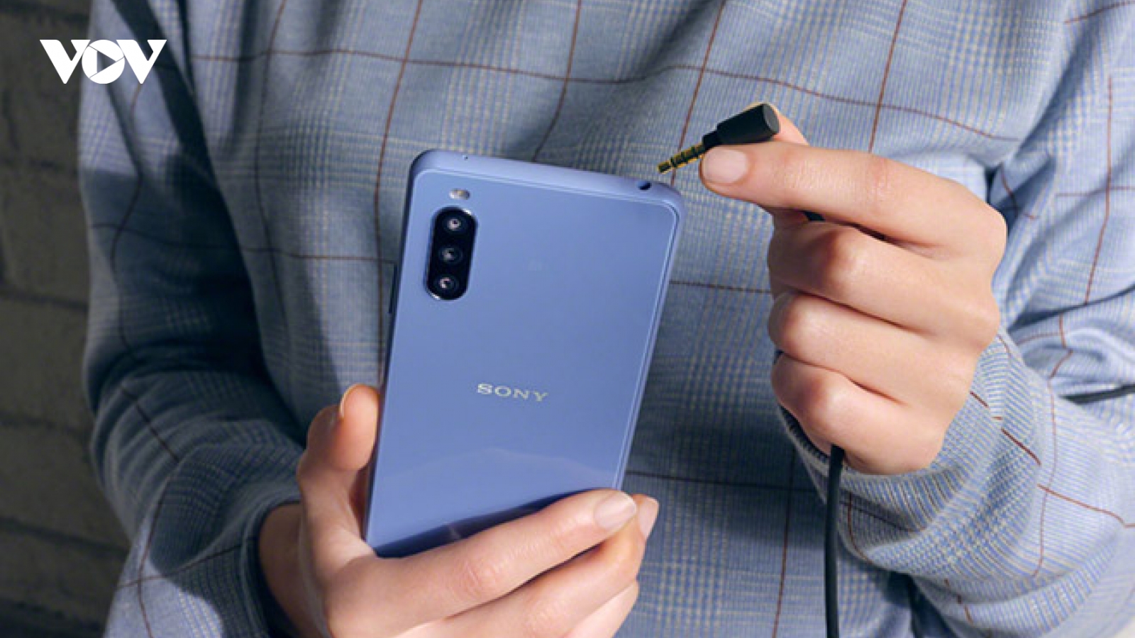 Sony ra mắt Xperia 10 III hỗ trợ 5G giá khoảng 10,2 triệu đồng