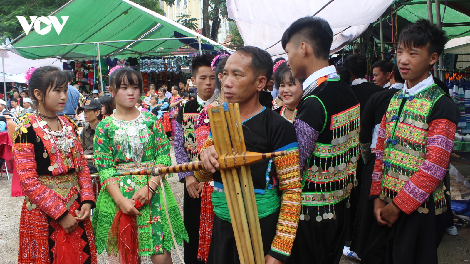 Bảo tồn và phát huy nghề thêu, may trang phục dân tộc Mông ở Vân Hồ, Sơn La