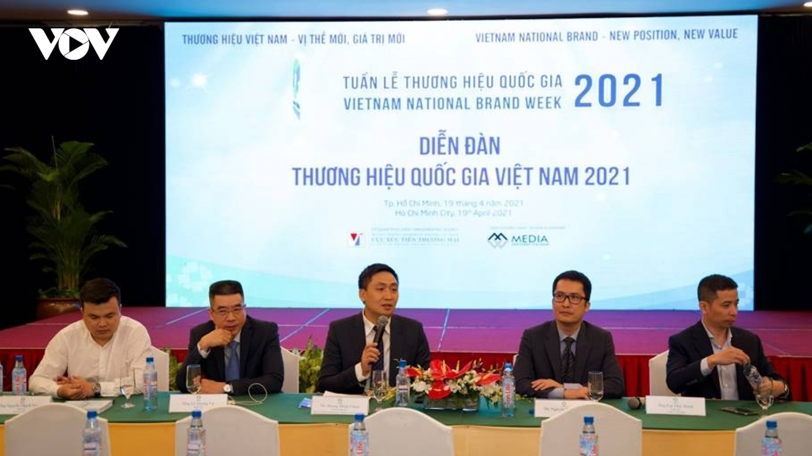 Tận dụng đòn bẩy Thương hiệu Quốc gia - Nâng tầm thương hiệu Việt