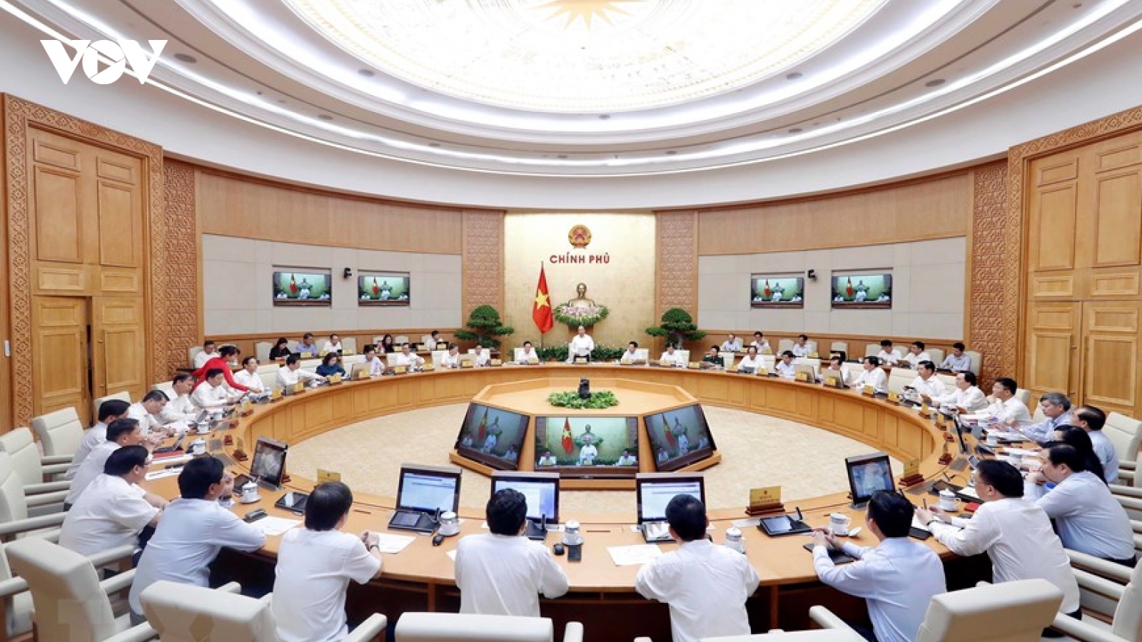 Phê chuẩn miễn nhiệm 1 Phó Thủ tướng và 12 Bộ trưởng, Trưởng ngành