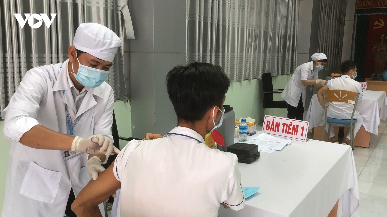 Đồng Tháp, Hậu Giang bắt đầu tiêm vaccine phòng Covid-19 