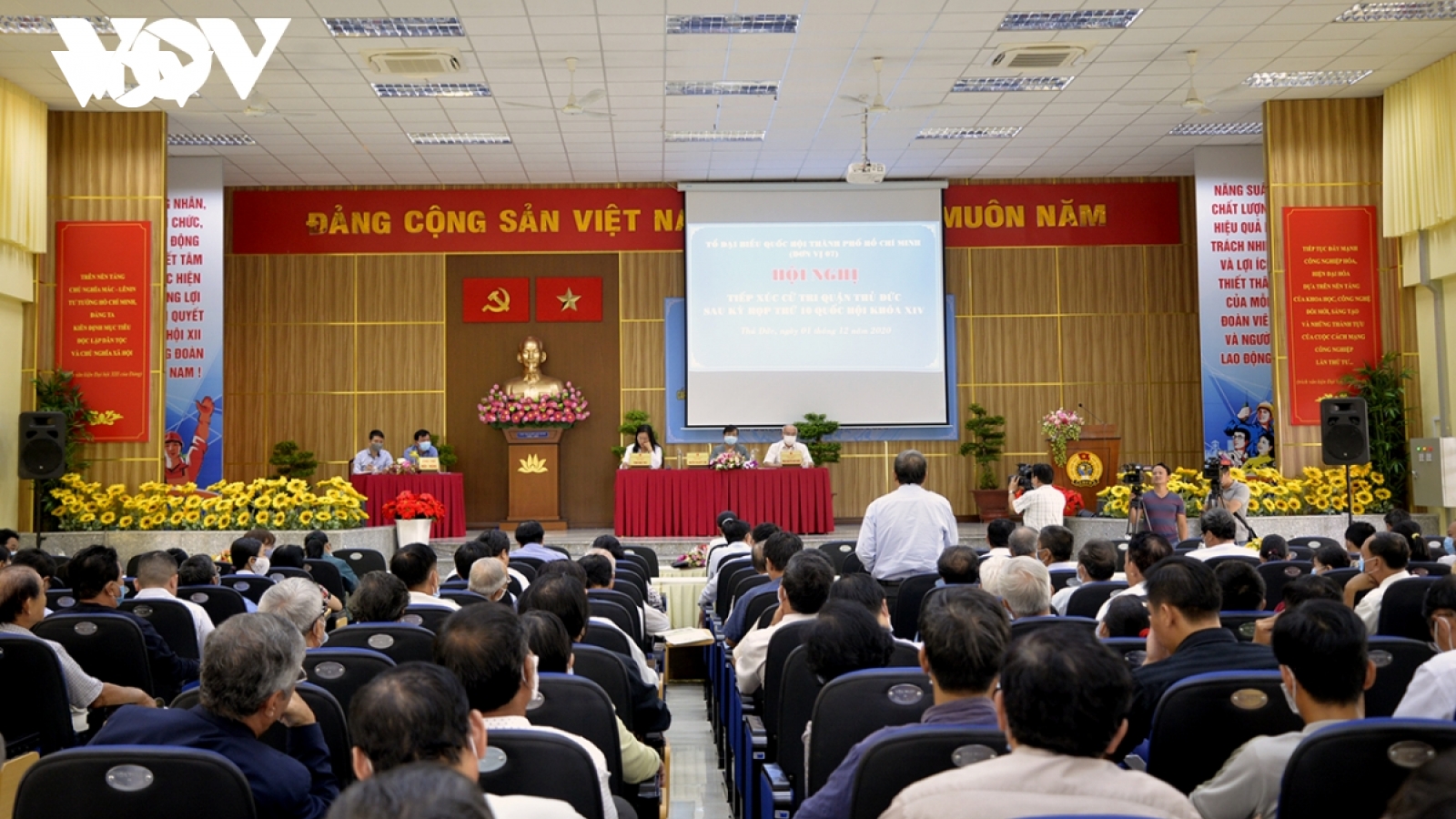 Cử tri cần làm gì khi dự hội nghị vận động bầu cử?