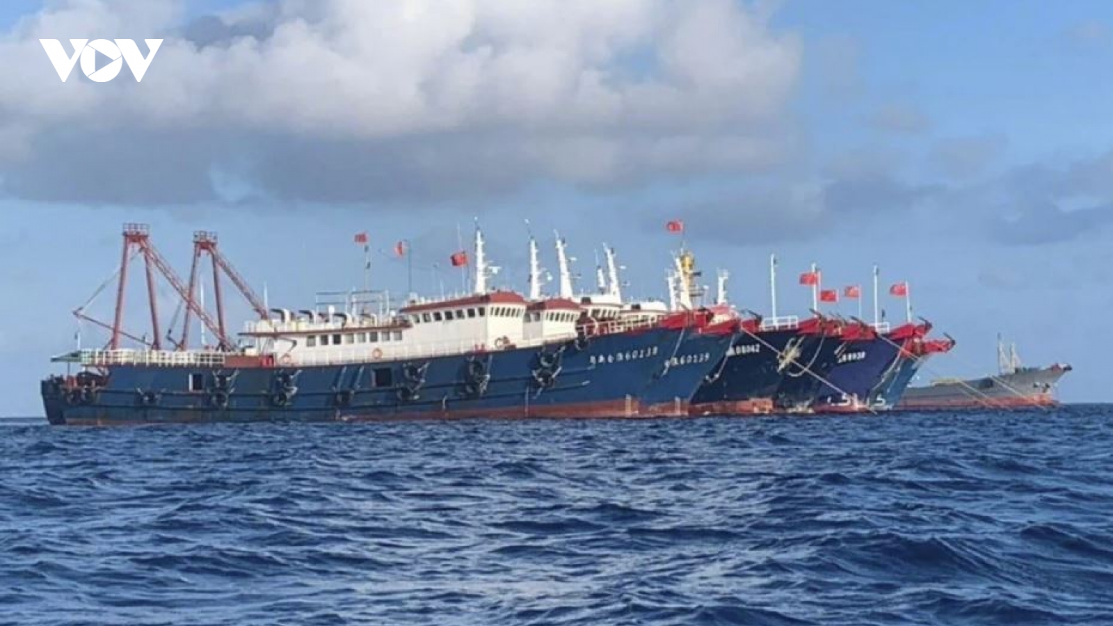 Mỹ - Trung điều tàu sân bay tới Biển Đông và biển Hoa Đông: Nguy cơ xung đột gia tăng