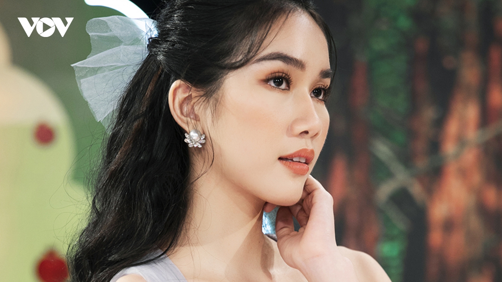 Á Hậu Phương Anh khoe sắc rạng rỡ khi ngồi ghế giám khảo “Siêu mẫu nhí”