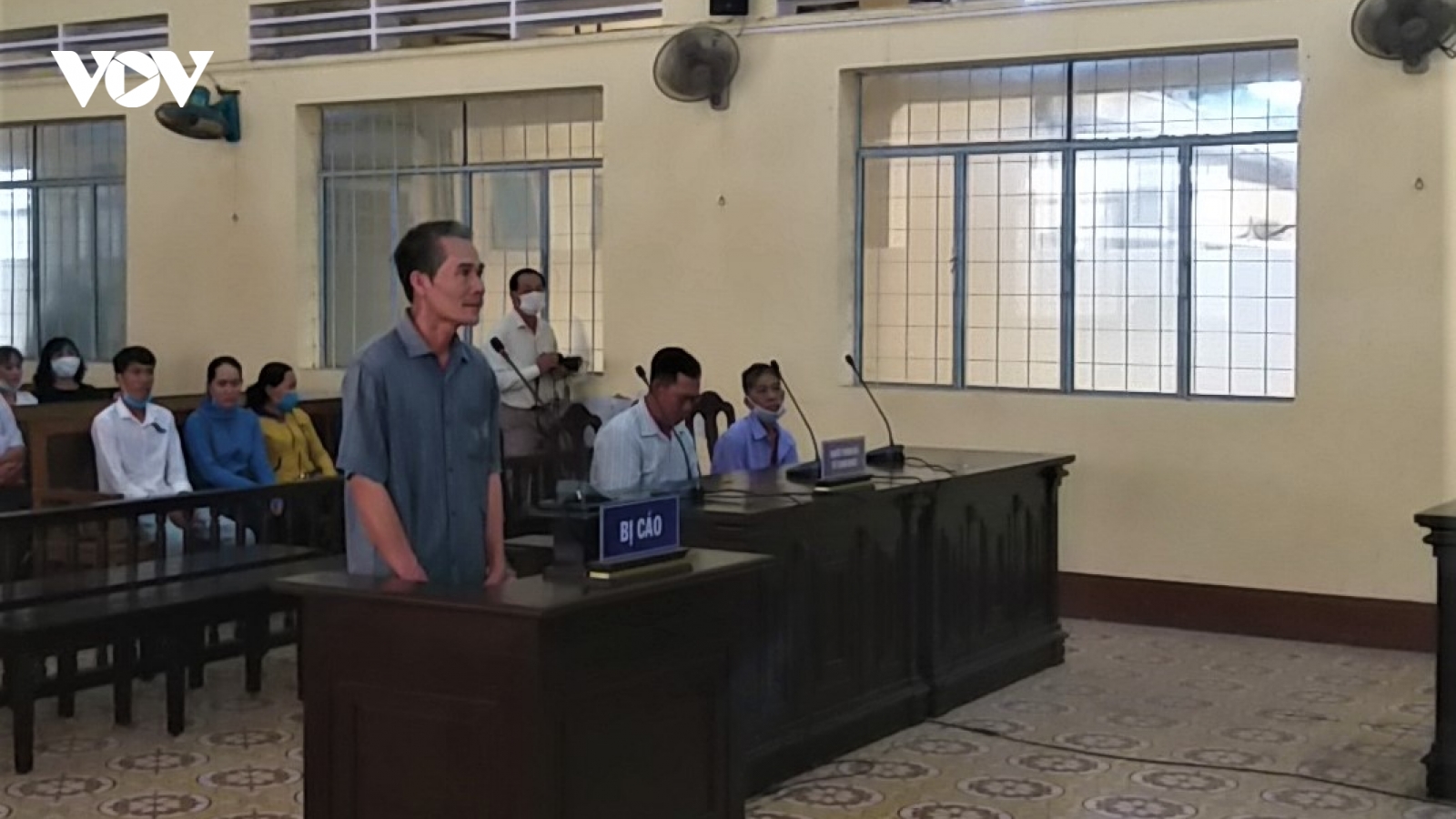 Ra biển chở người nhập cảnh trái phép, lĩnh án 9 năm tù