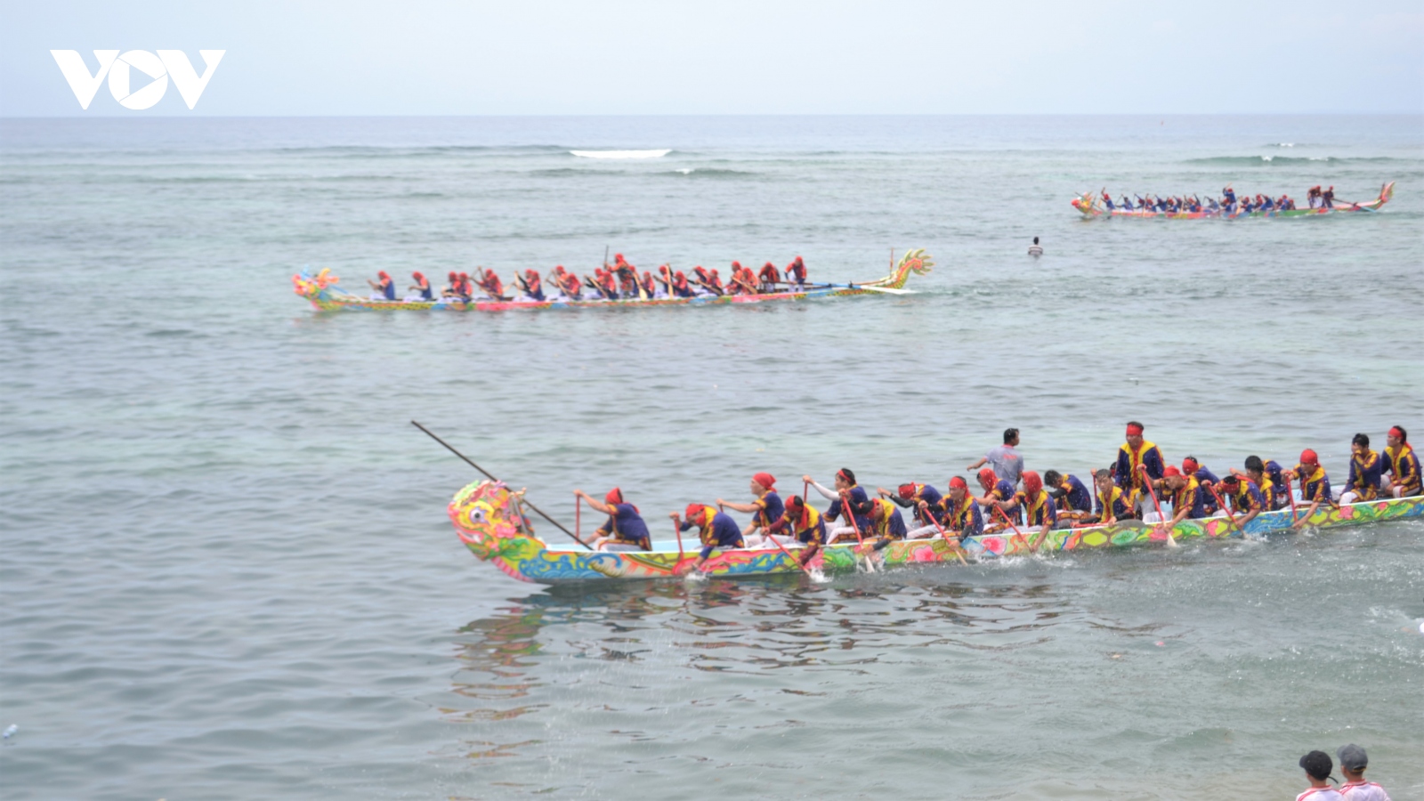 Lý Sơn đón bằng Di sản văn hóa phi vật thể quốc gia Lễ hội đua thuyền Tứ linh