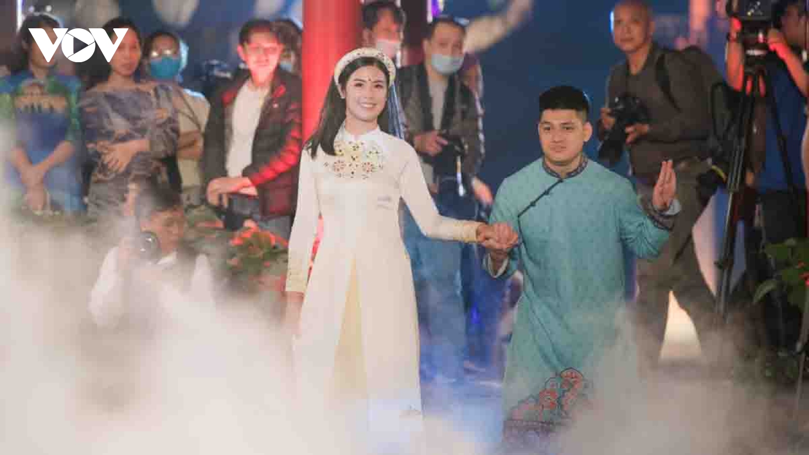 Hanoi’s Temple of Literature hosts Ao Dai fashion show