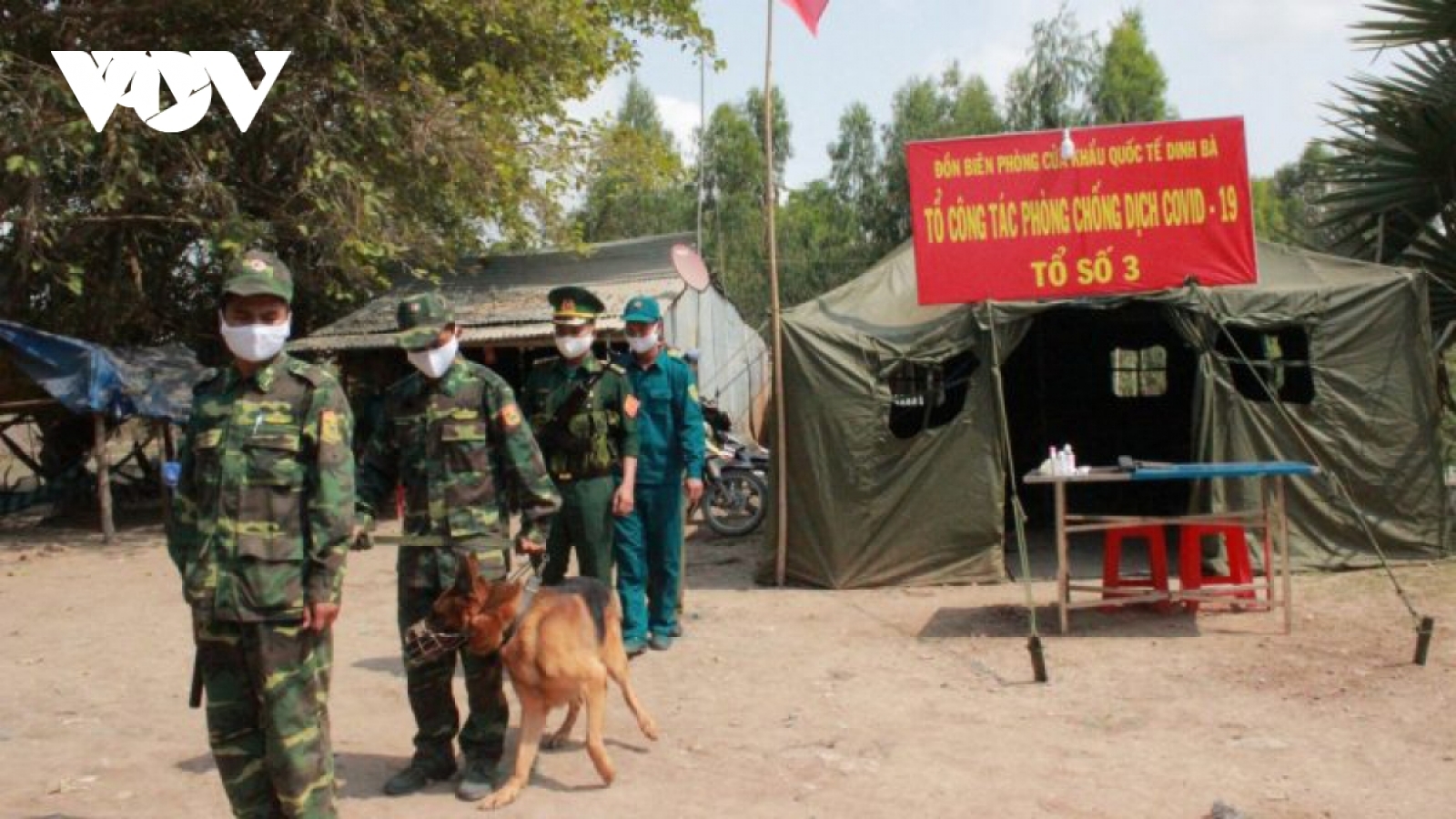 Nguy cơ bùng phát dịch COVID-19, Bộ Y tế lập 5 đoàn kiểm tra