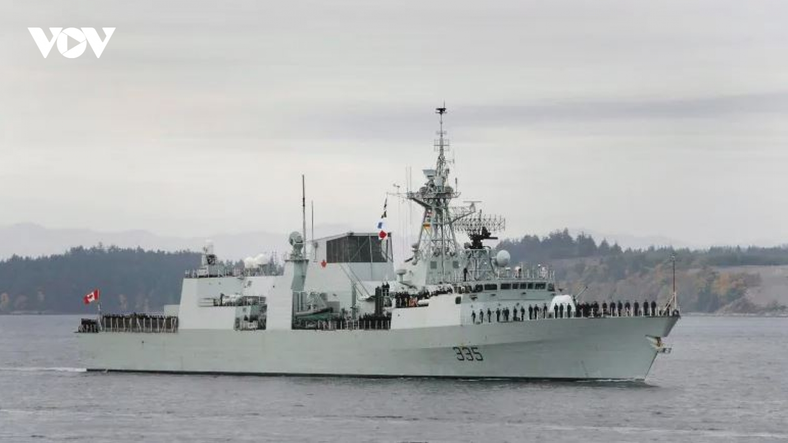 Căng thẳng với Trung Quốc, Canada điều tàu chiến đi qua Biển Đông