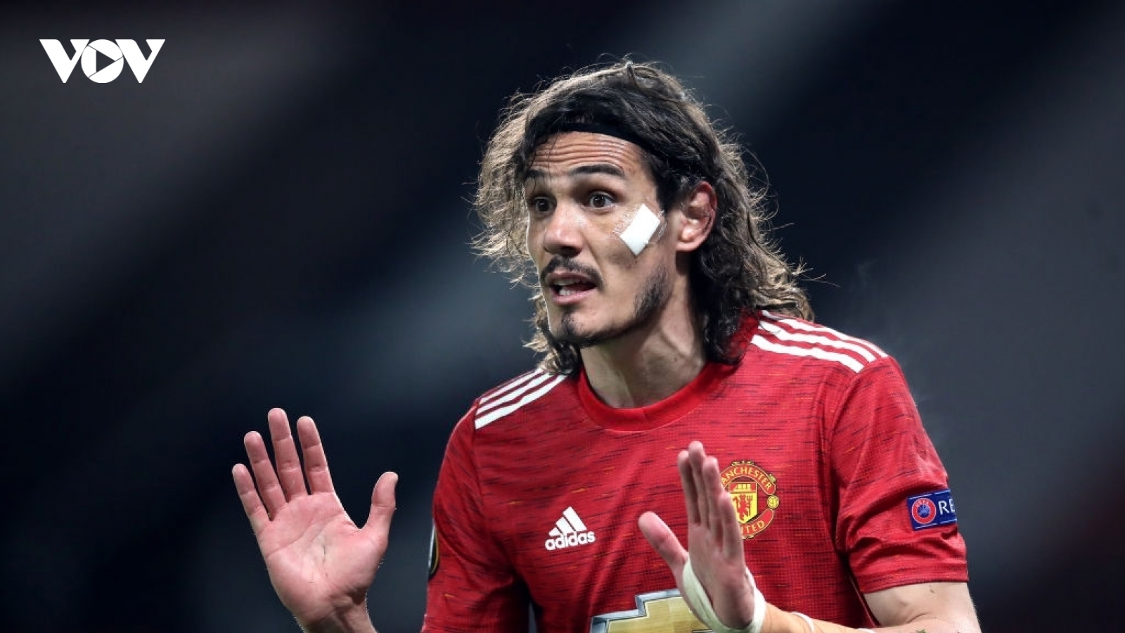 Cavani sẽ ở lại MU thêm 1 năm nữa?