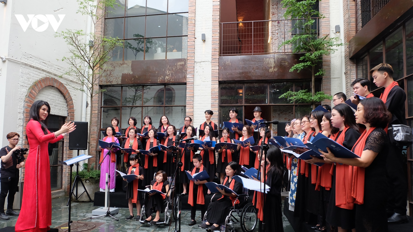 120 nghệ sỹ Việt Nam và quốc tế tham gia hoà nhạc "Vì một Hà Nội đáng sống"