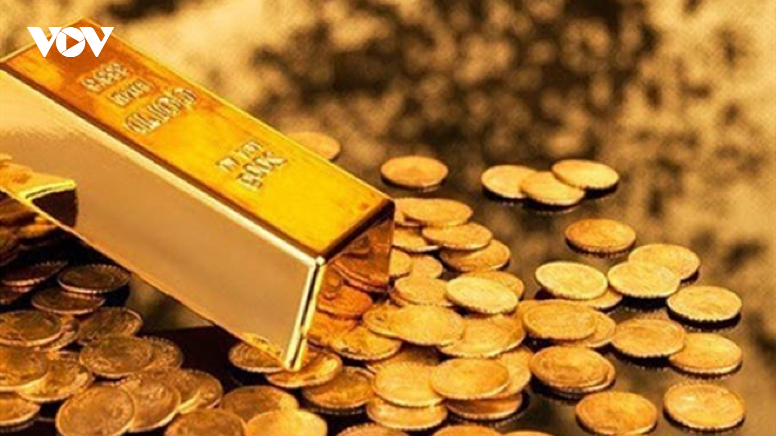 Giá vàng giảm, vàng trong nước đắt hơn thế giới 6,24 triệu đồng/lượng