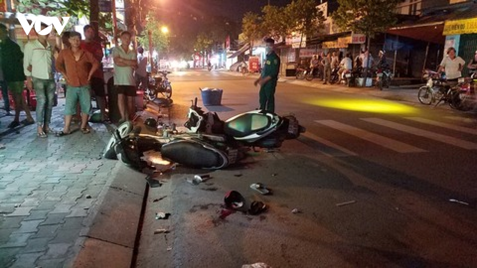 Sau tai nạn chết người ở Sài Gòn, 2 thanh niên liên quan chạy khỏi hiện trường