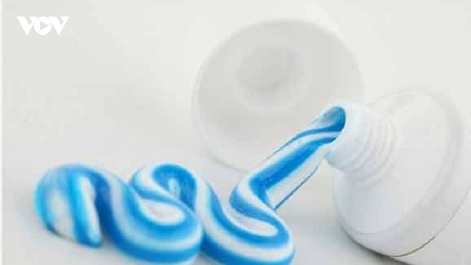 Bôi kem đánh răng có chữa được xuất tinh sớm?