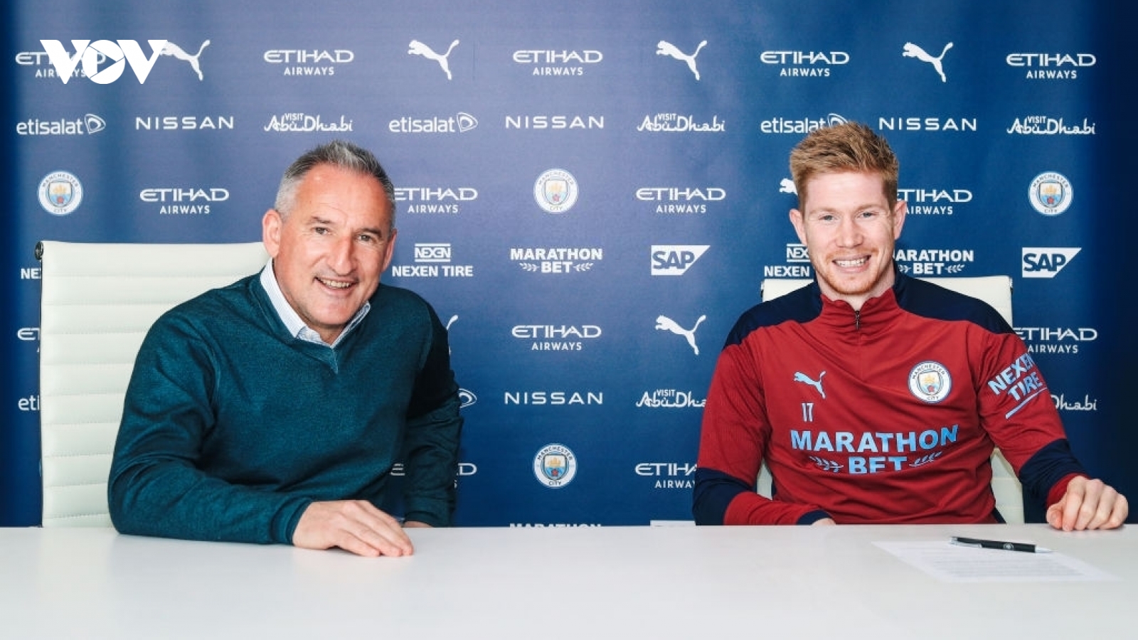De Bruyne gia hạn hợp đồng với Man City tới năm 2025