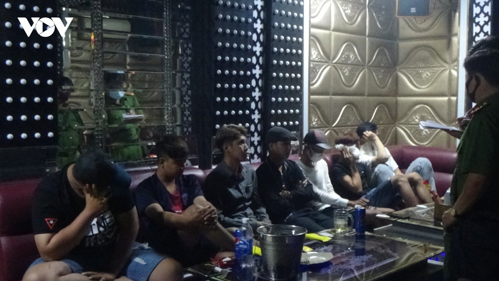 Thêm một quán karaoke ở Tiền Giang là "động ma túy" của dân chơi