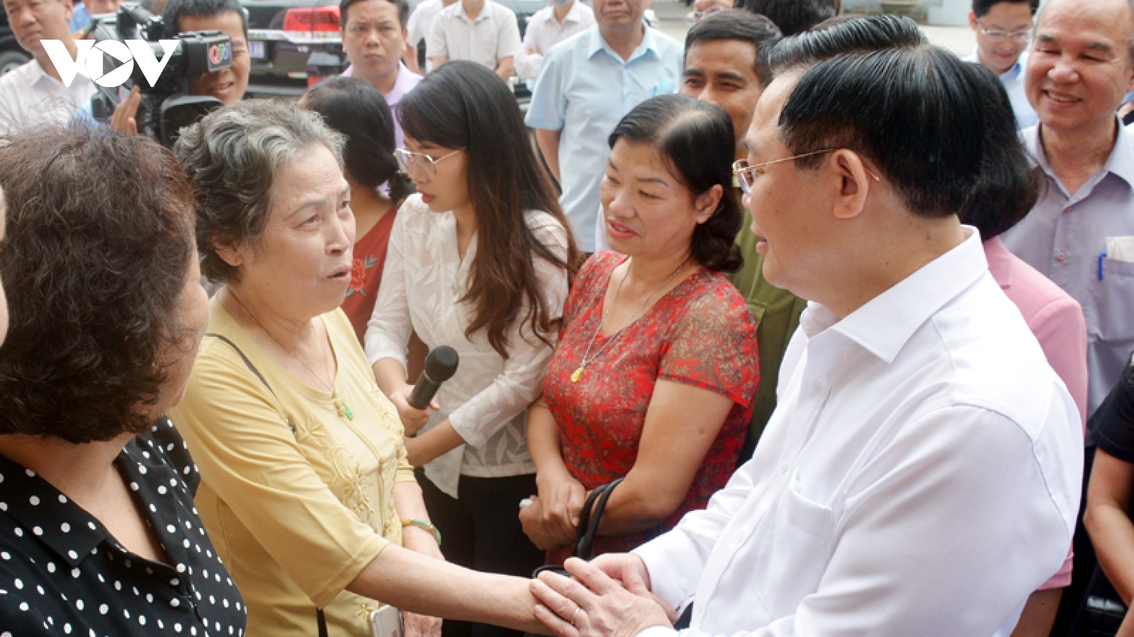 Chủ tịch Quốc hội kiểm tra công tác chuẩn bị bầu cử tại tỉnh Quảng Ninh
