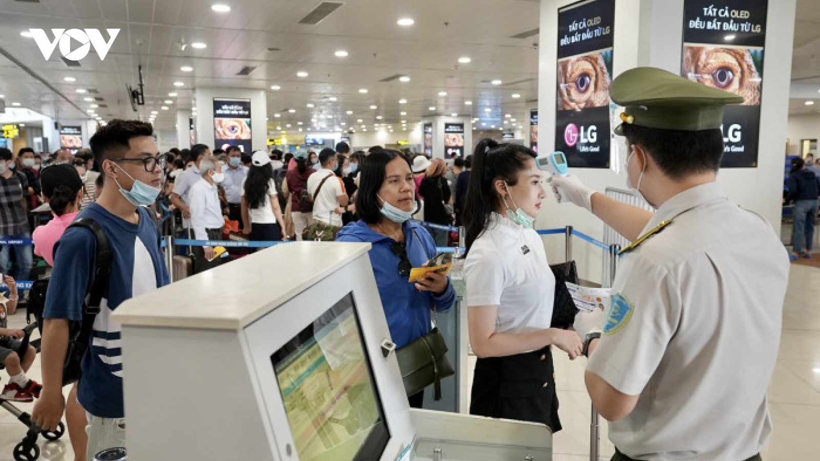 Bộ GTVT lập đoàn kiểm tra nhà ga, bến xe, sân bay về phòng chống Covid-19