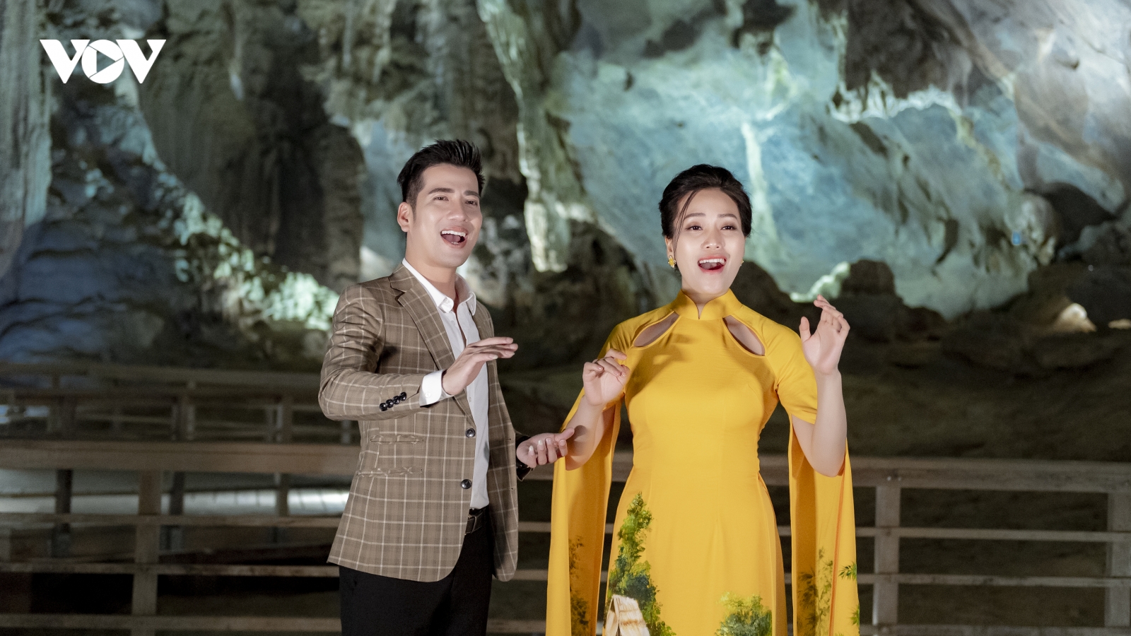 Quảng Bình mộc mạc, nên thơ trong MV mới của Trần Nguyên Thắng "Quảng Bình quê anh"