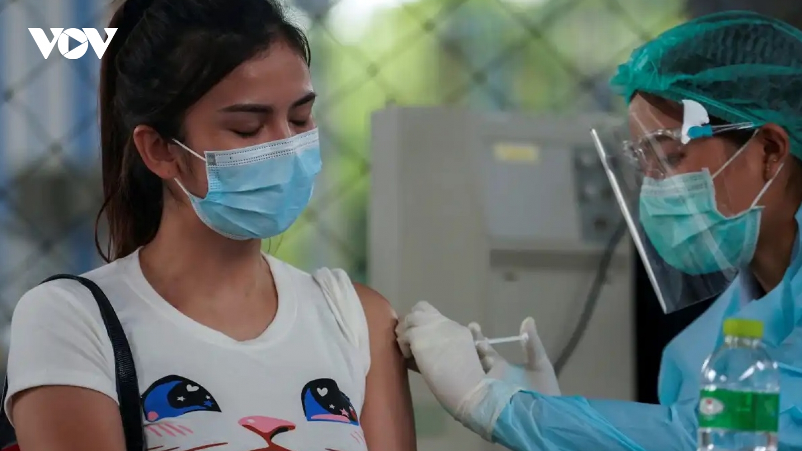 Thái Lan chuẩn bị tiêm vaccine ngừa Covid-19 cho 3,68 triệu học sinh