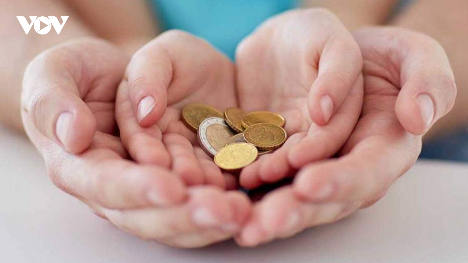 Bài học quý giá mà giới siêu giàu dạy con cái về tiền bạc