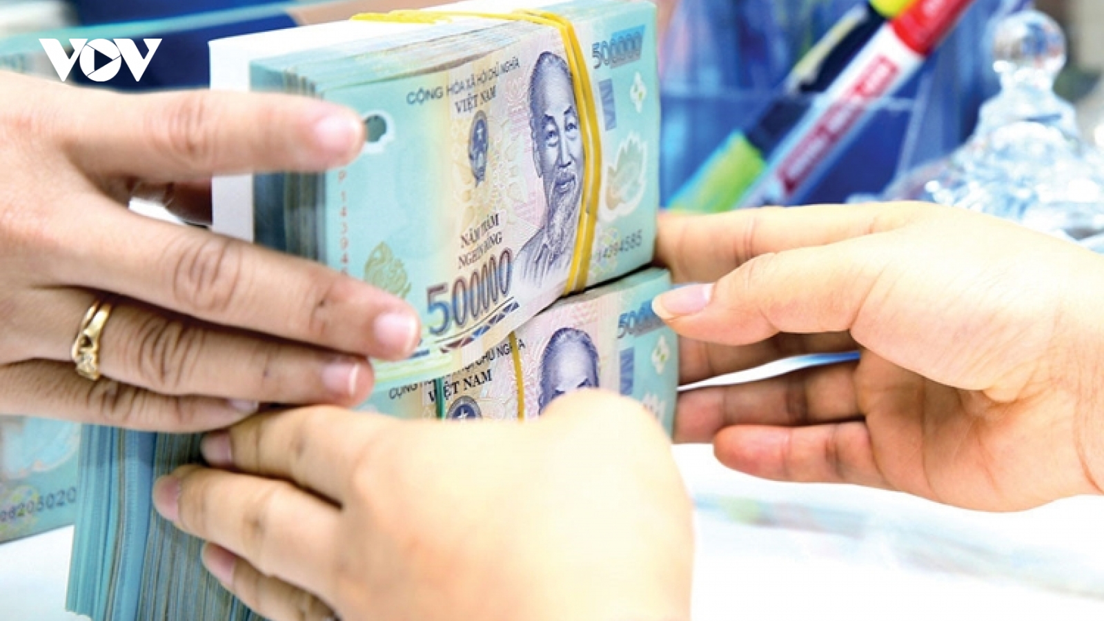 Bao giờ có gói hỗ trợ thứ hai để giúp người dân và doanh nghiệp vượt qua Covid-19?