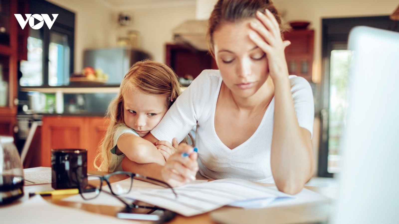 Các cách giúp mẹ có thể cân bằng giữa công việc và chăm sóc gia đình